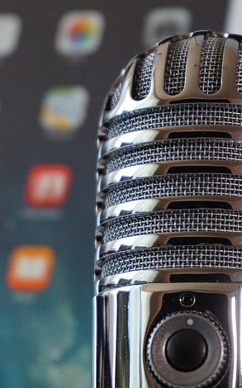 microphone, tablet, podcast-2469295.jpg